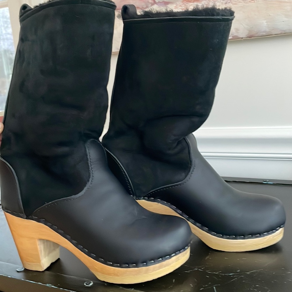 No 6 Boot clogs in great condition size 37